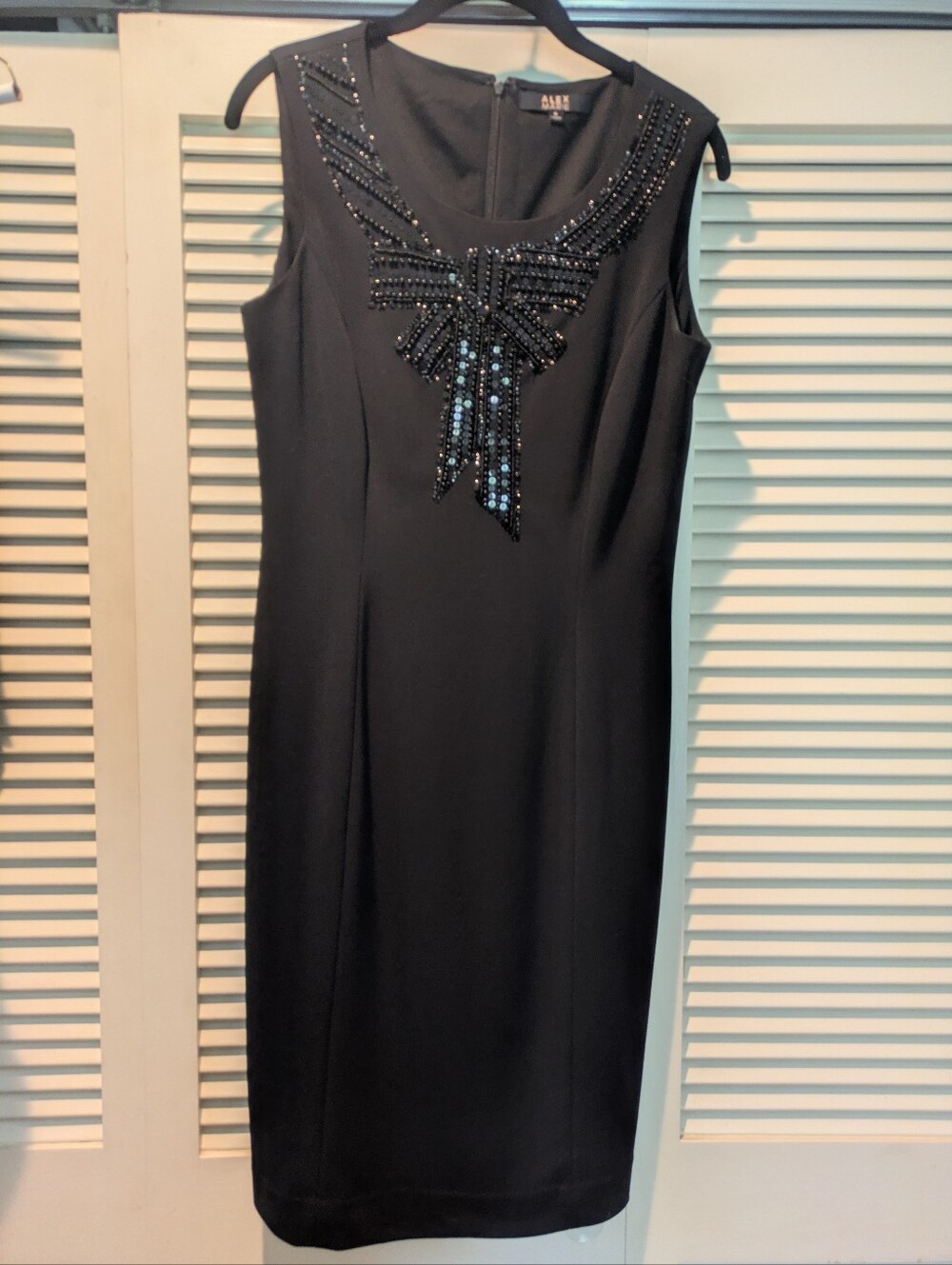 Alex Marie Black Cocktail Semi Formal Dress with Beaded Bow Accent. Size 6